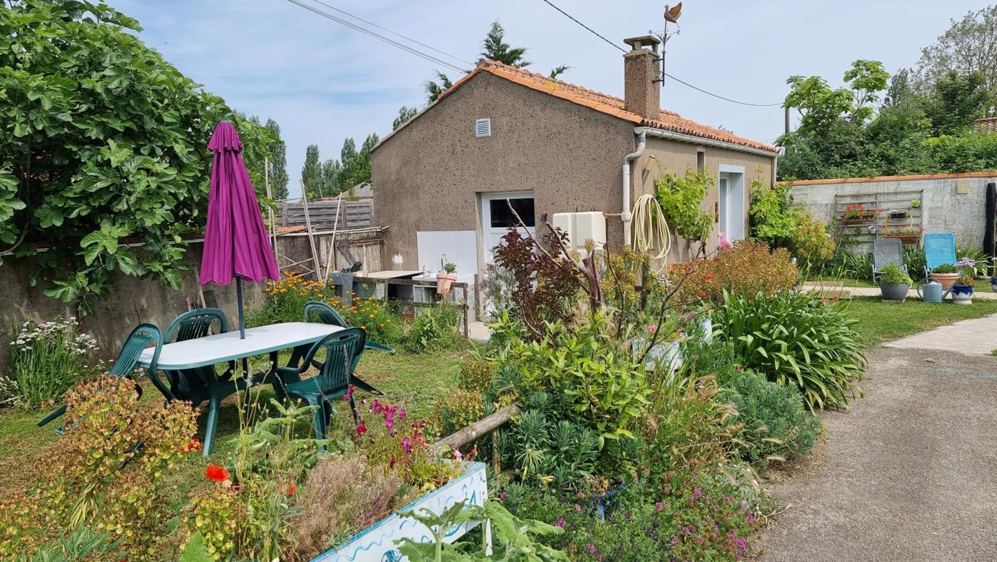 Bed and Breakfast Brigitte Et Franck Triaize Екстер'єр фото